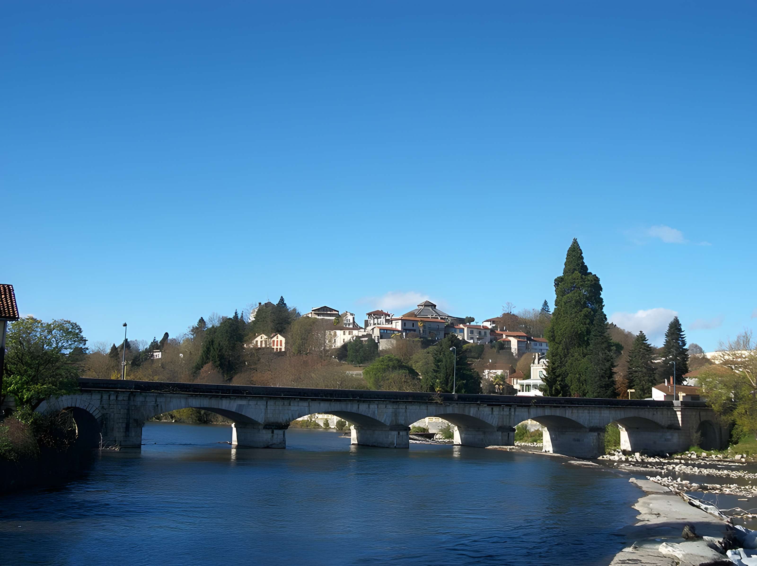 Pont sur la Garonne de Gourdan-Polignan