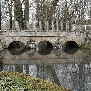 Pont sur la Juine à Méréville