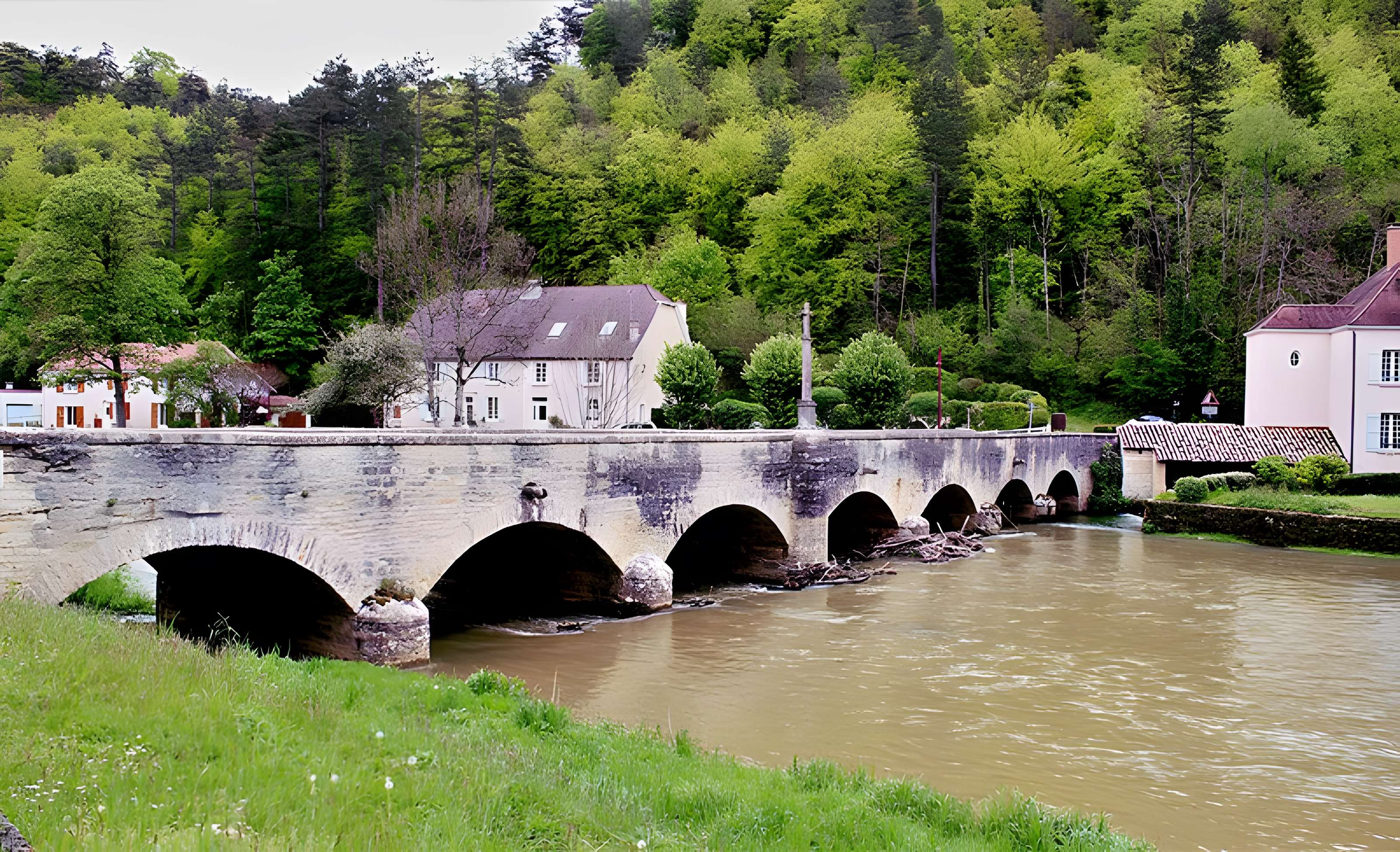 Pont sur la Marne à Condes