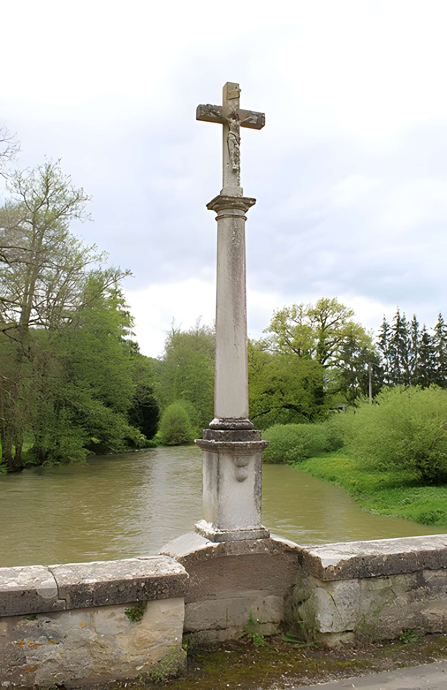 Pont sur la Marne à Condes