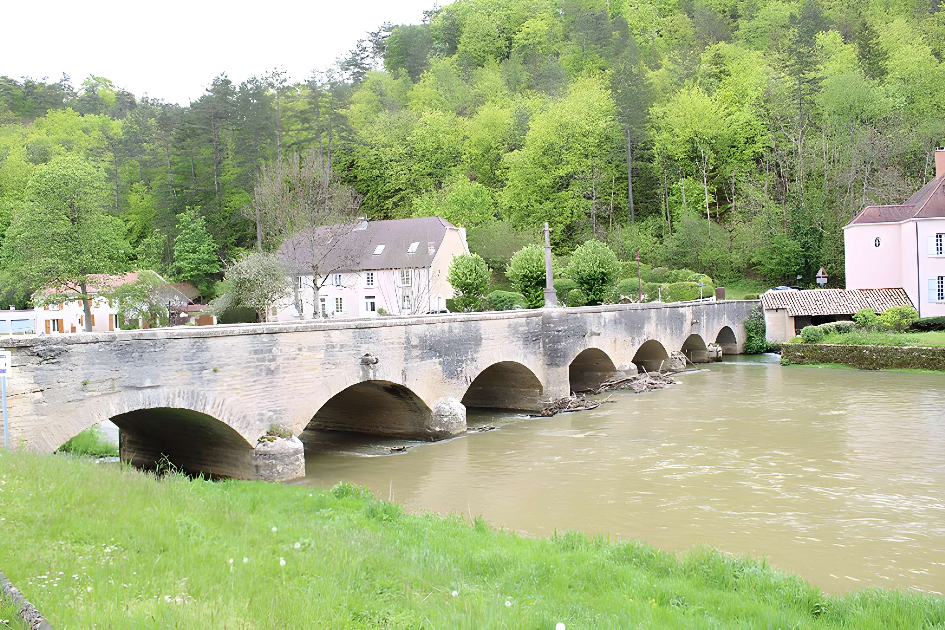 Pont sur la Marne à Condes