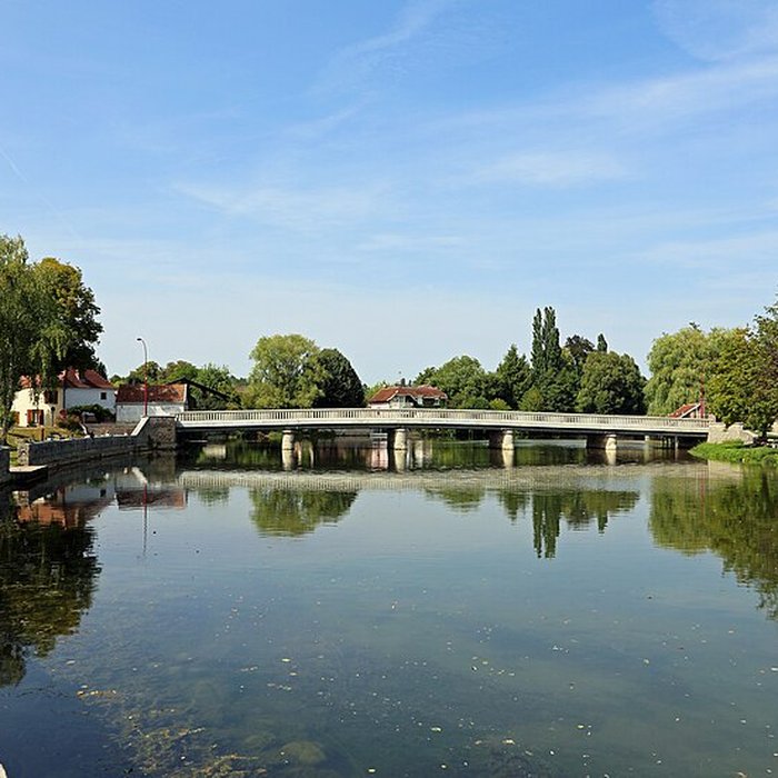 Photo de Pont sur la Seine à Fouchères