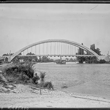 Pont sur la seine de Saint-Pierre-du-Vauvray