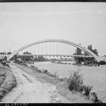 Pont sur la seine de Saint-Pierre-du-Vauvray