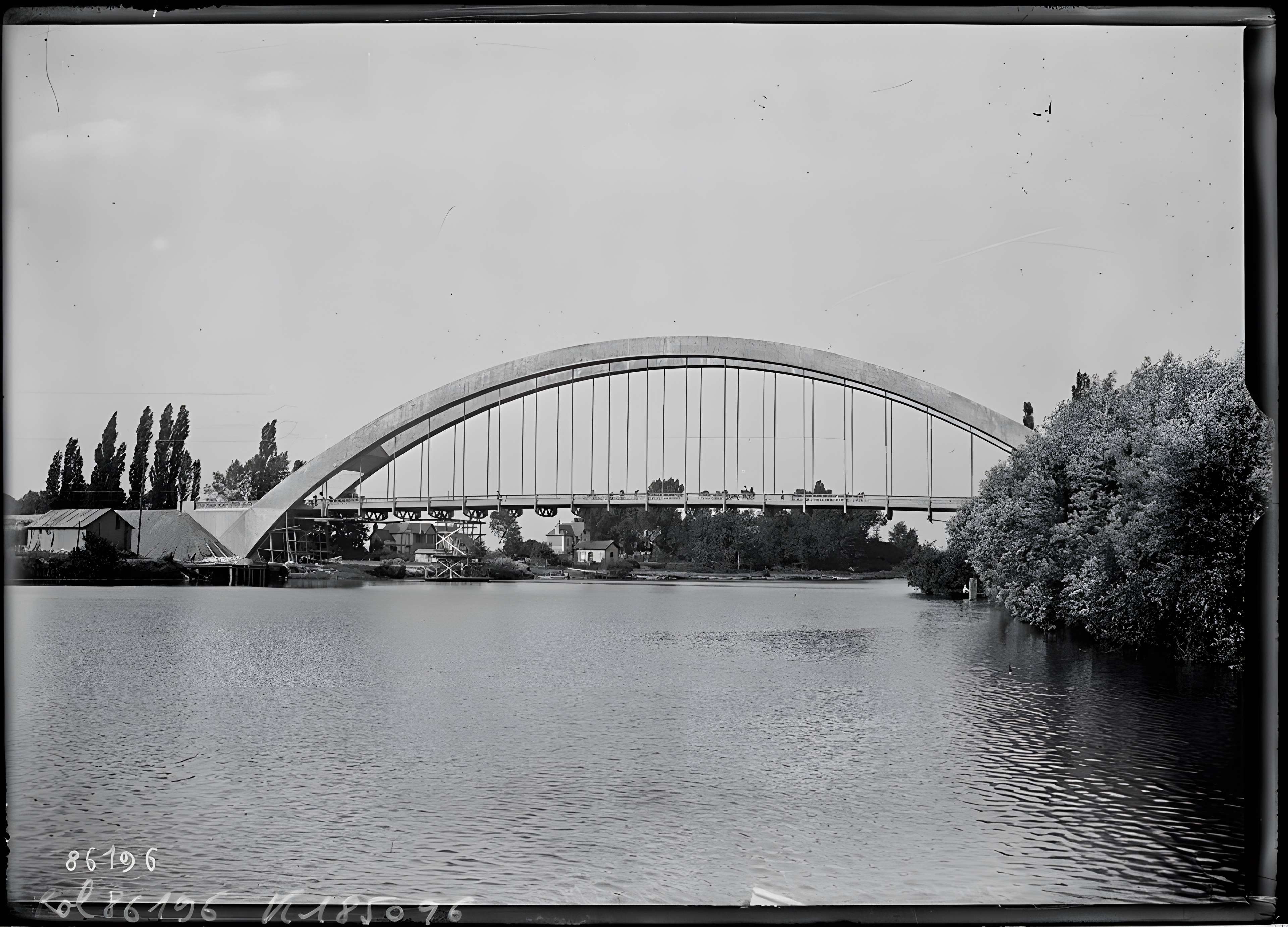 Pont sur la seine de Saint-Pierre-du-Vauvray