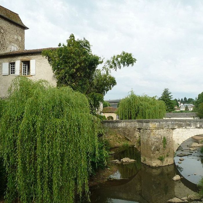 Photo de Pont sur le Goire de Confolens