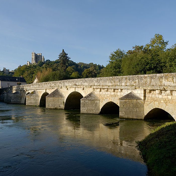 Photo de Pont sur le Loir à Lavardin