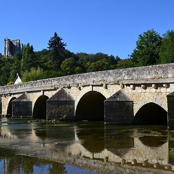 Pont sur le Loir à Lavardin