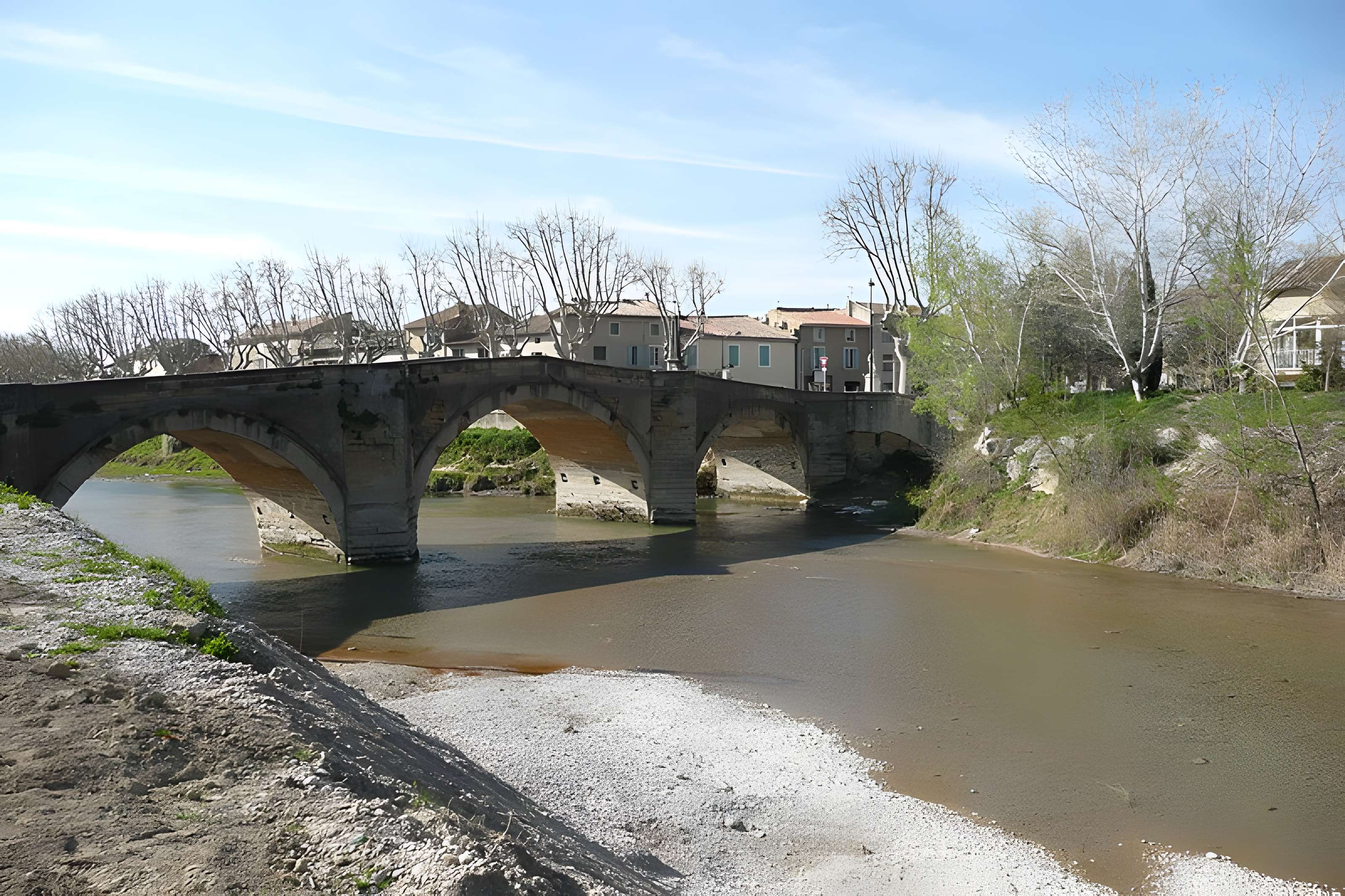 Pont sur l'Ouvèze de Bédarrides