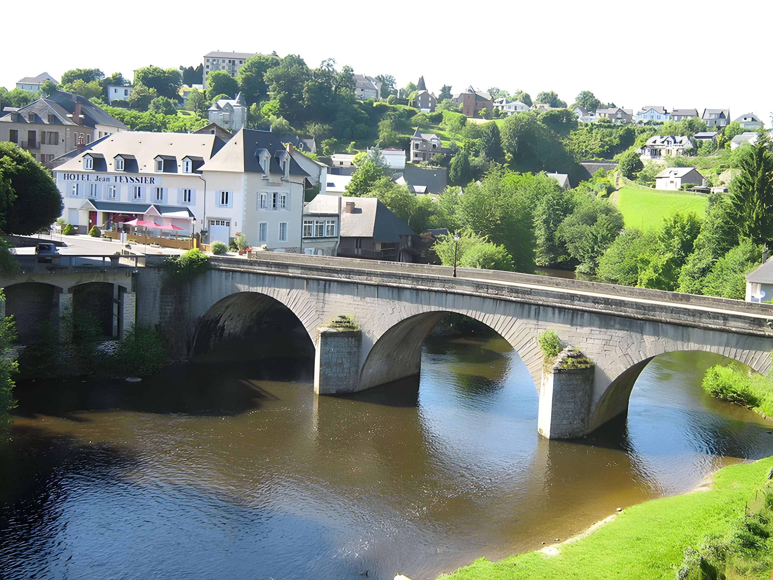 Pont Turgot d'Uzerche