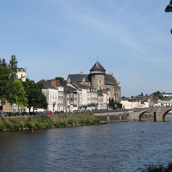 Photo de Pont Vieux de Laval