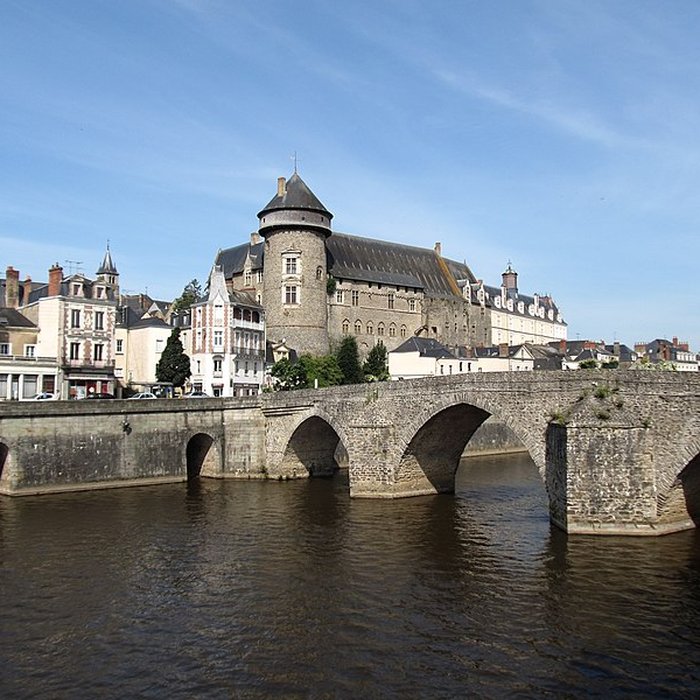 Photo de Pont Vieux de Laval