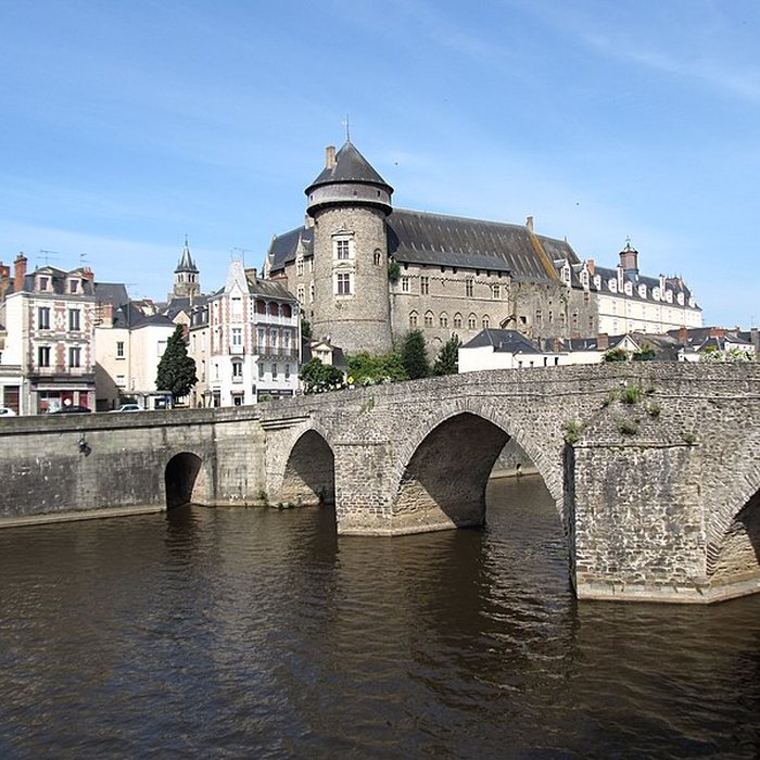 Photo de Pont Vieux de Laval