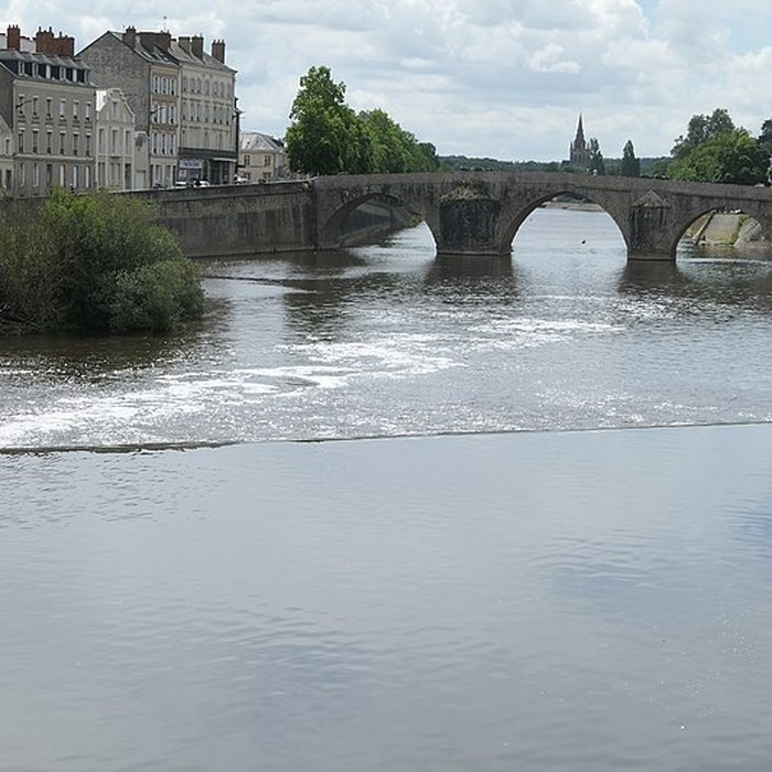 Photo de Pont Vieux de Laval
