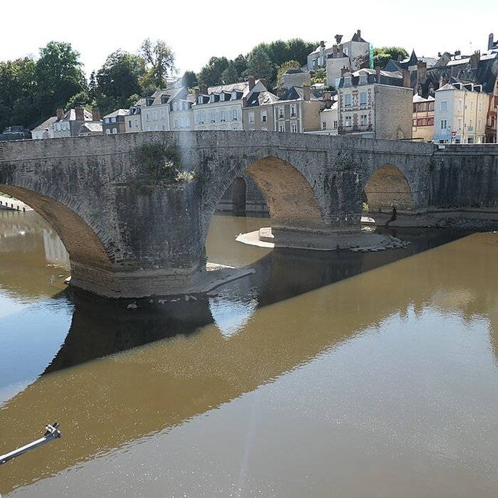 Photo de Pont Vieux de Laval