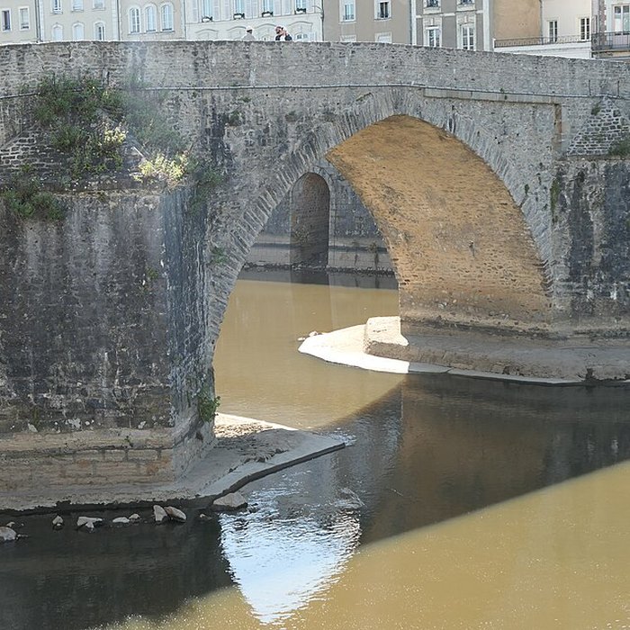 Photo de Pont Vieux de Laval