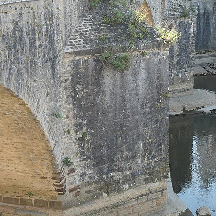 Photo de Pont Vieux de Laval