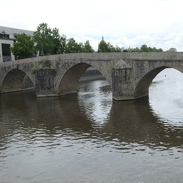 Pont Vieux de Laval