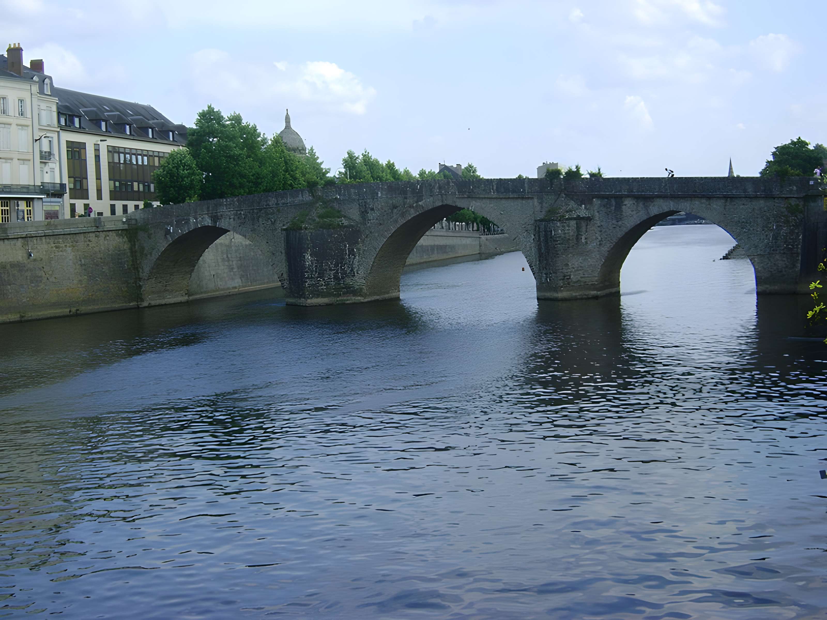 Pont Vieux de Laval