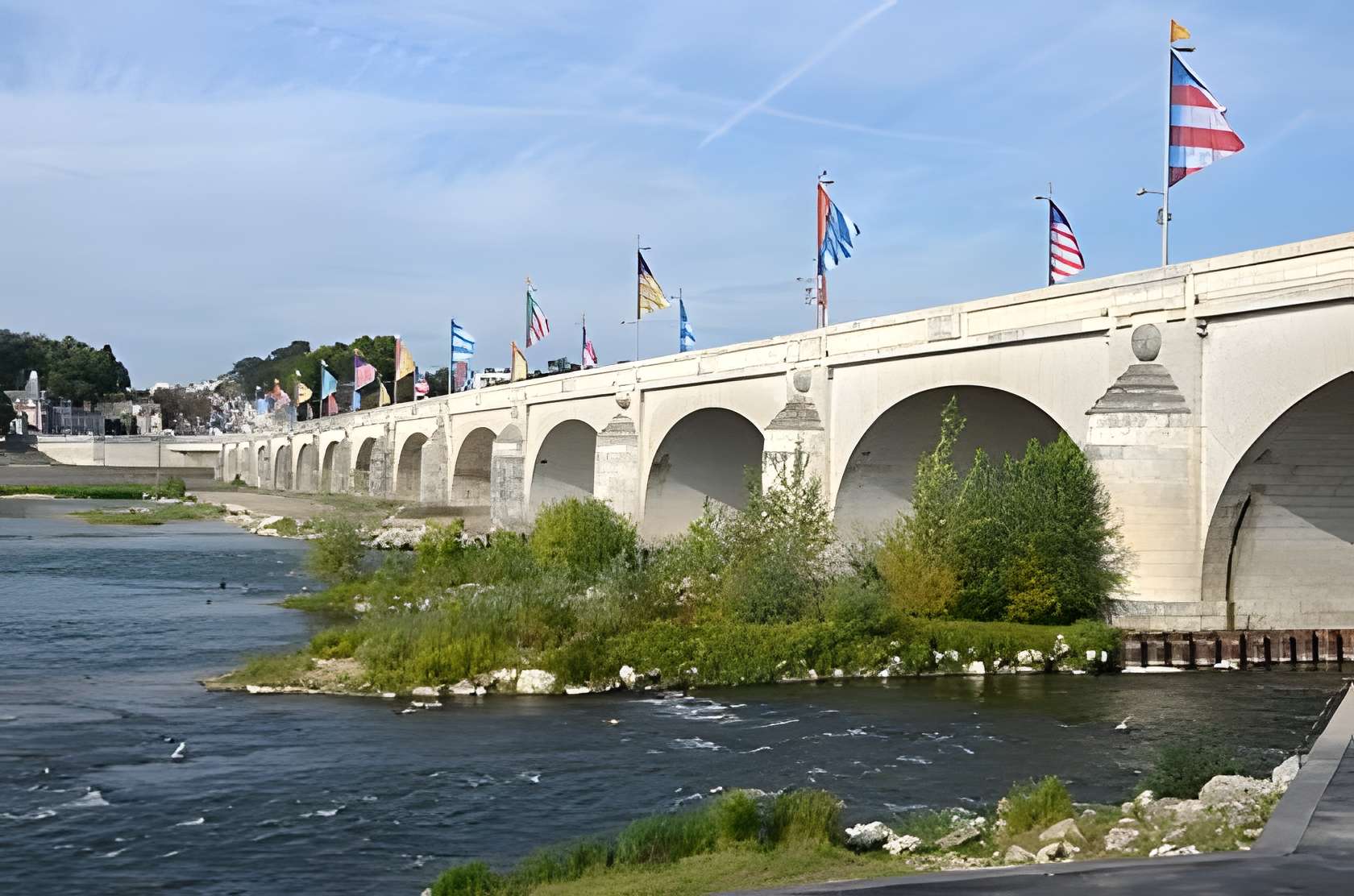 Pont Wilson à Tours 