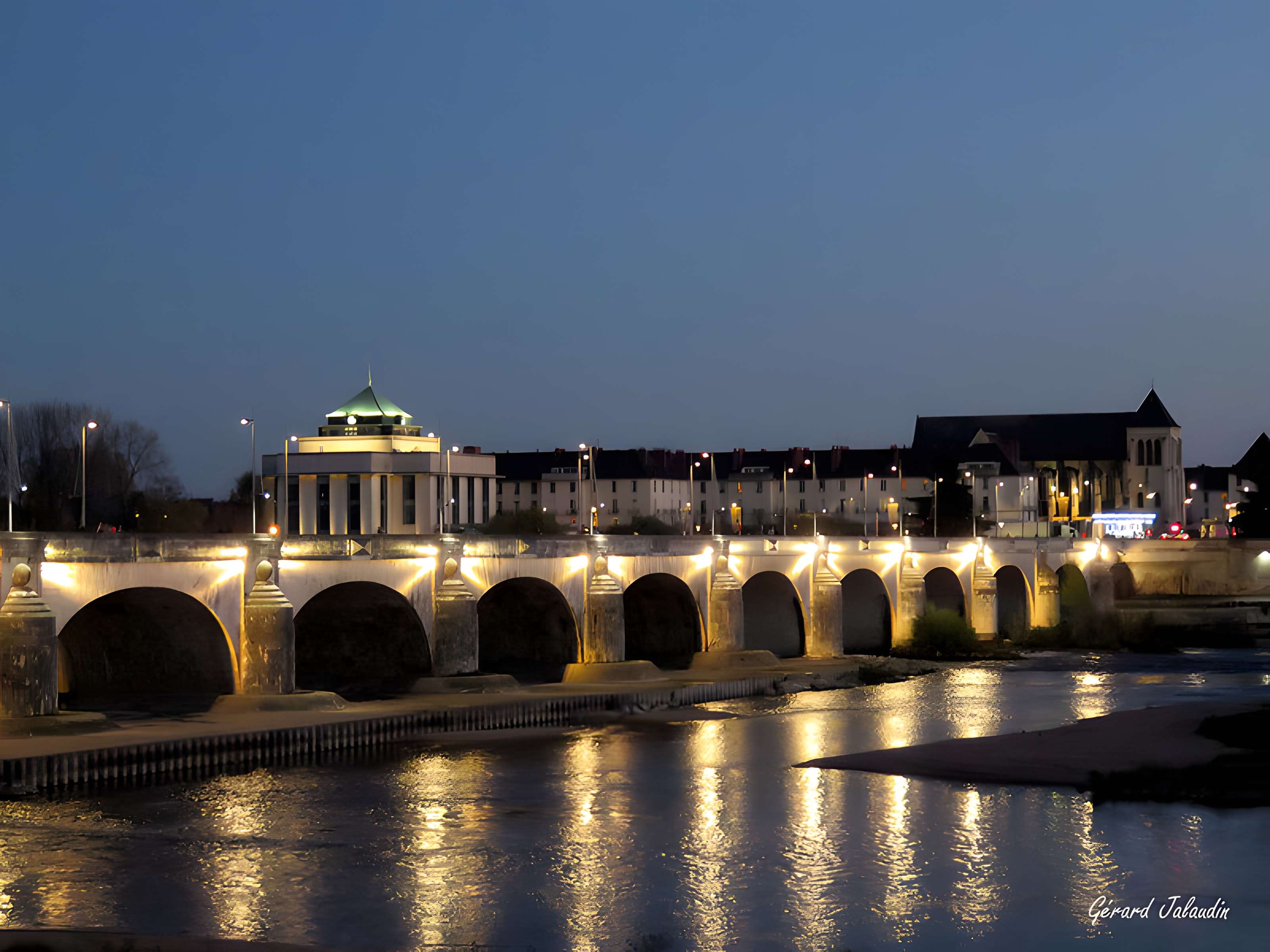 Pont Wilson à Tours