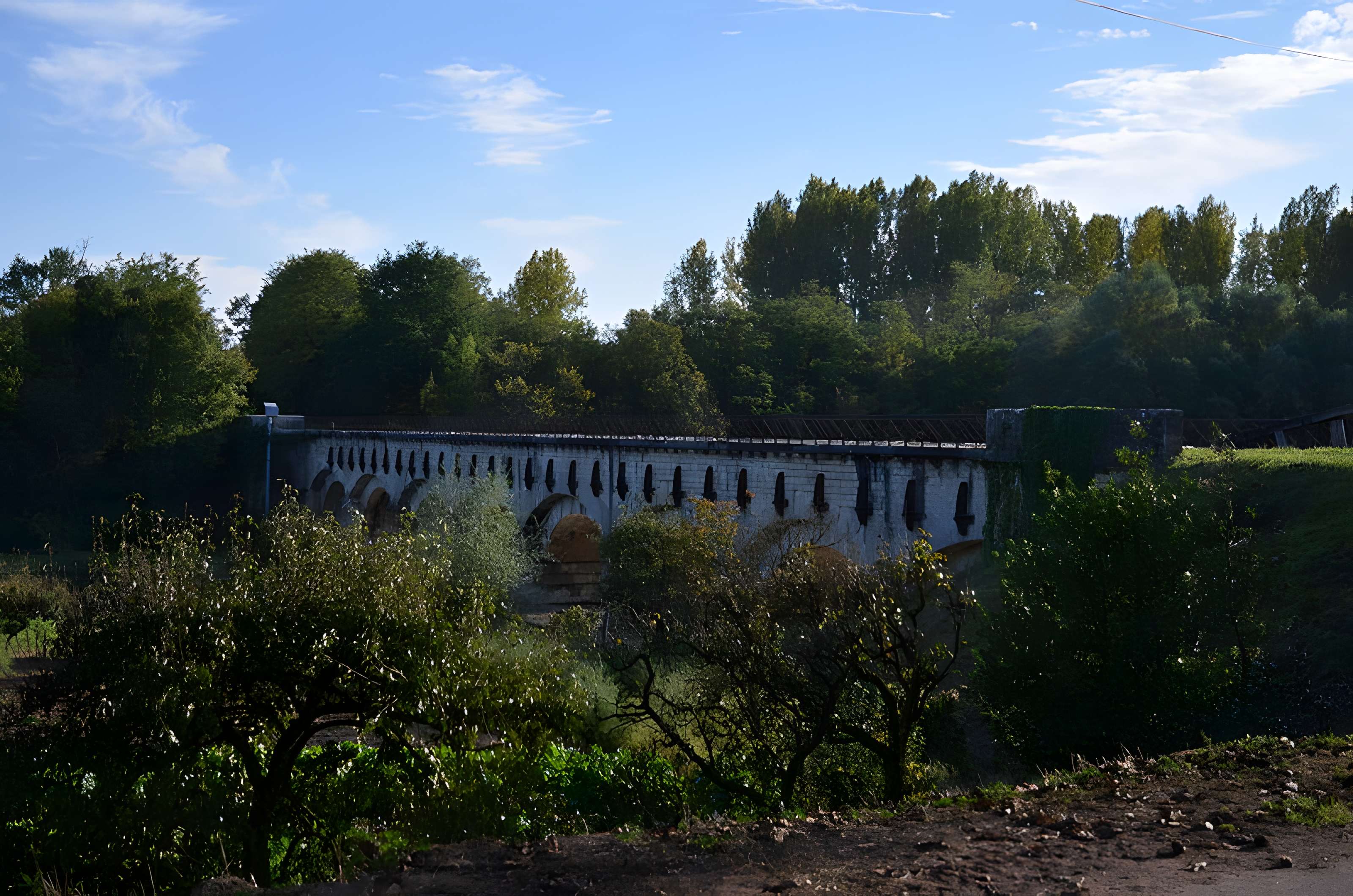 Pont-canal de La Croix