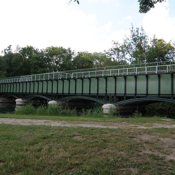 Photo de Pont-canal enjambant la Seine à Barberey-Saint-Sulpice
