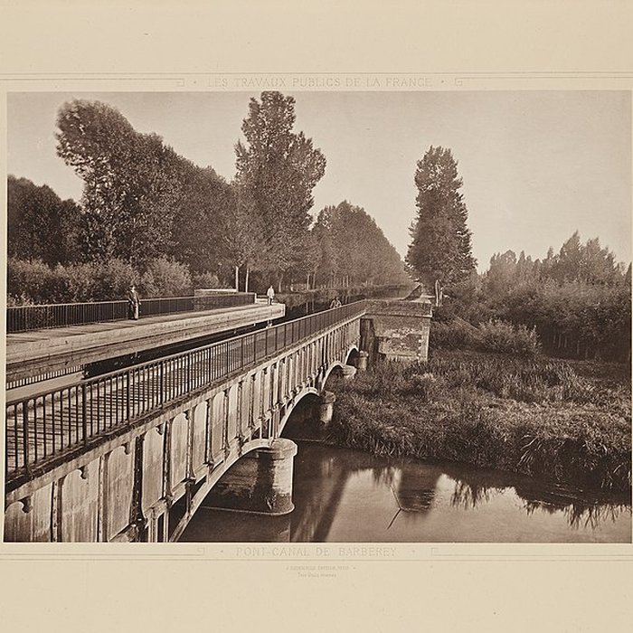 Photo de Pont-canal enjambant la Seine à Barberey-Saint-Sulpice