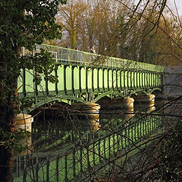 Pont-canal enjambant la Seine à Barberey-Saint-Sulpice
