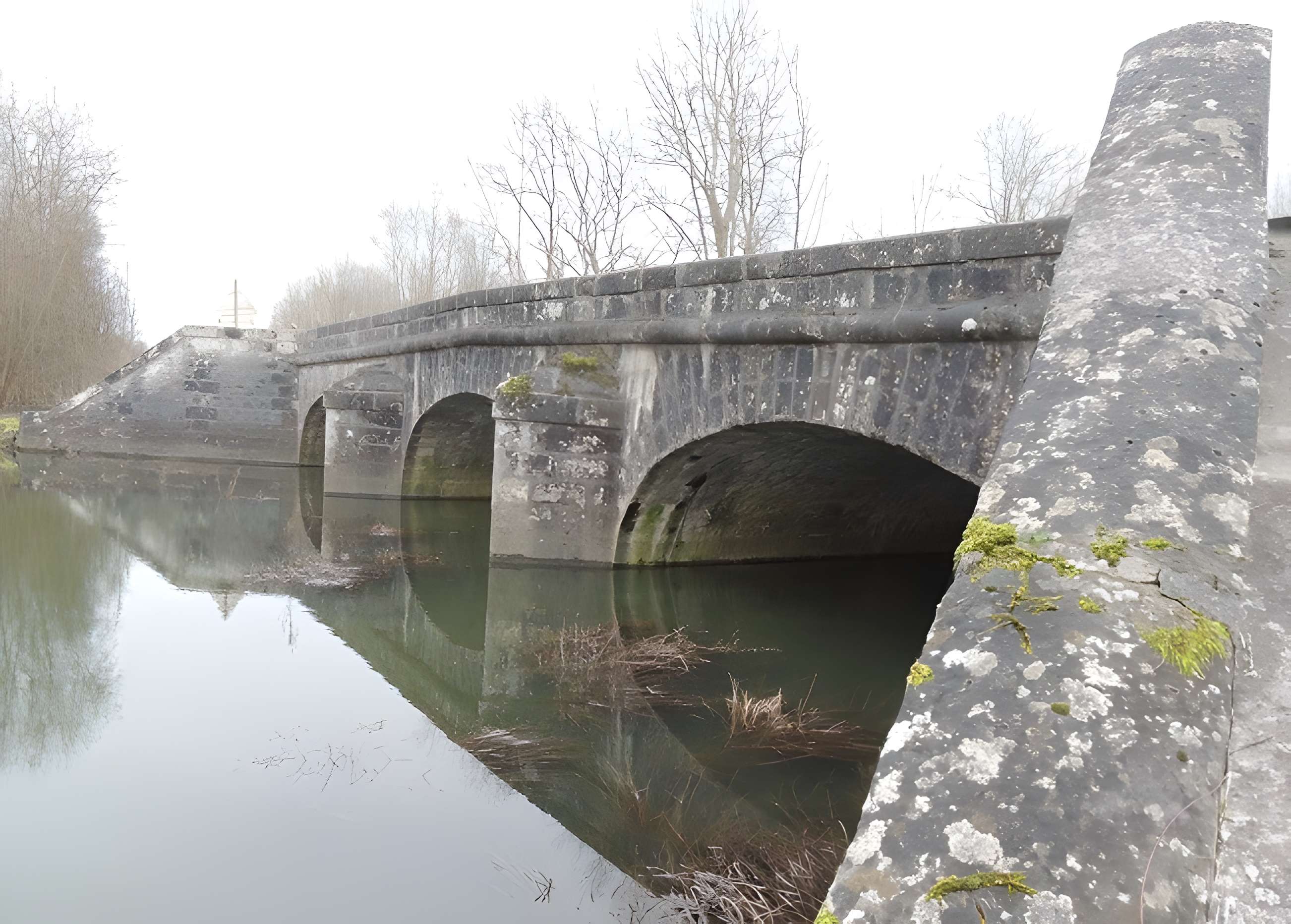 Ponts de la route royale Paris-Bâle à Nogent-sur-Seine 