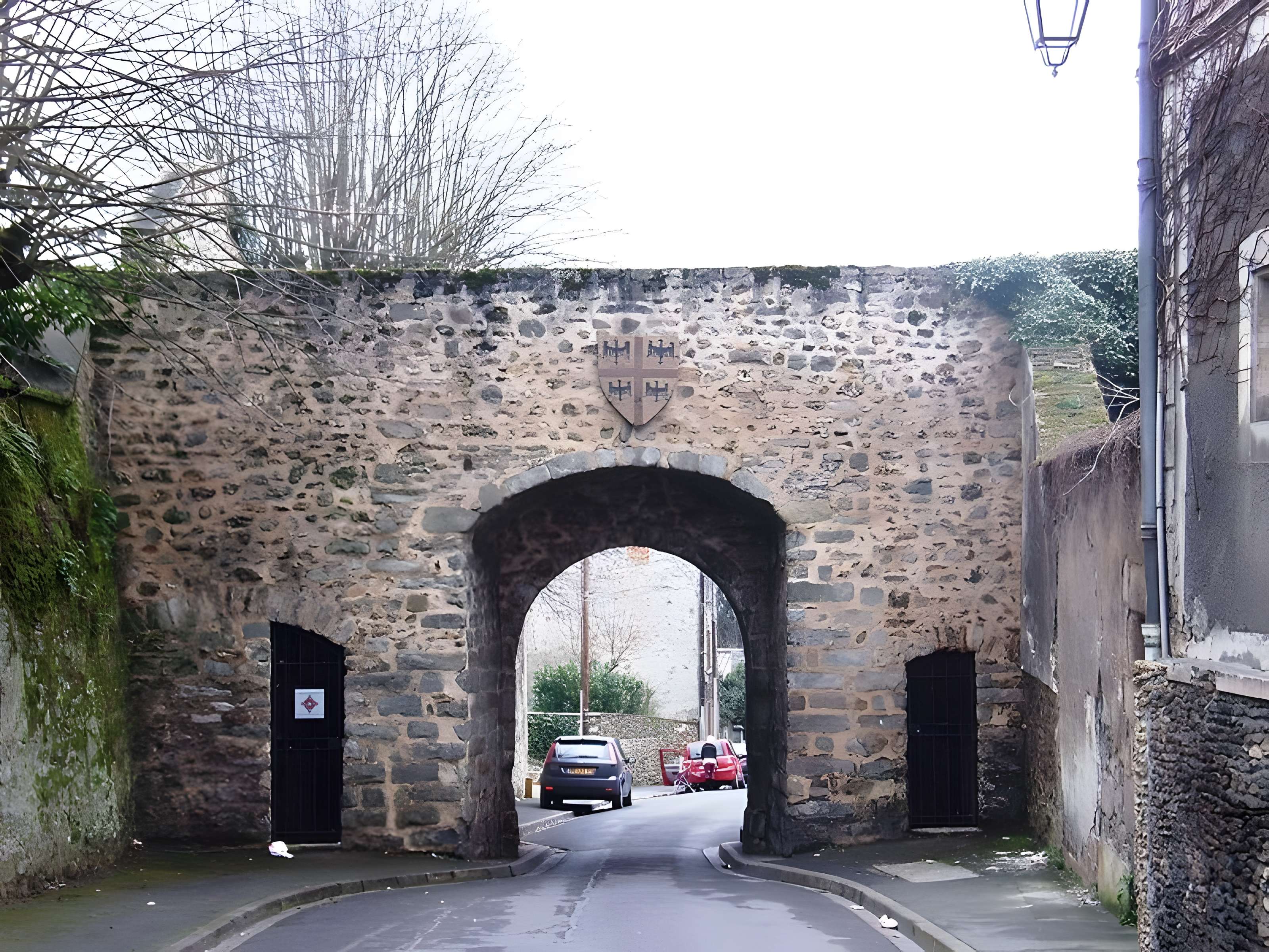 Porte Baudry à Montlhéry 