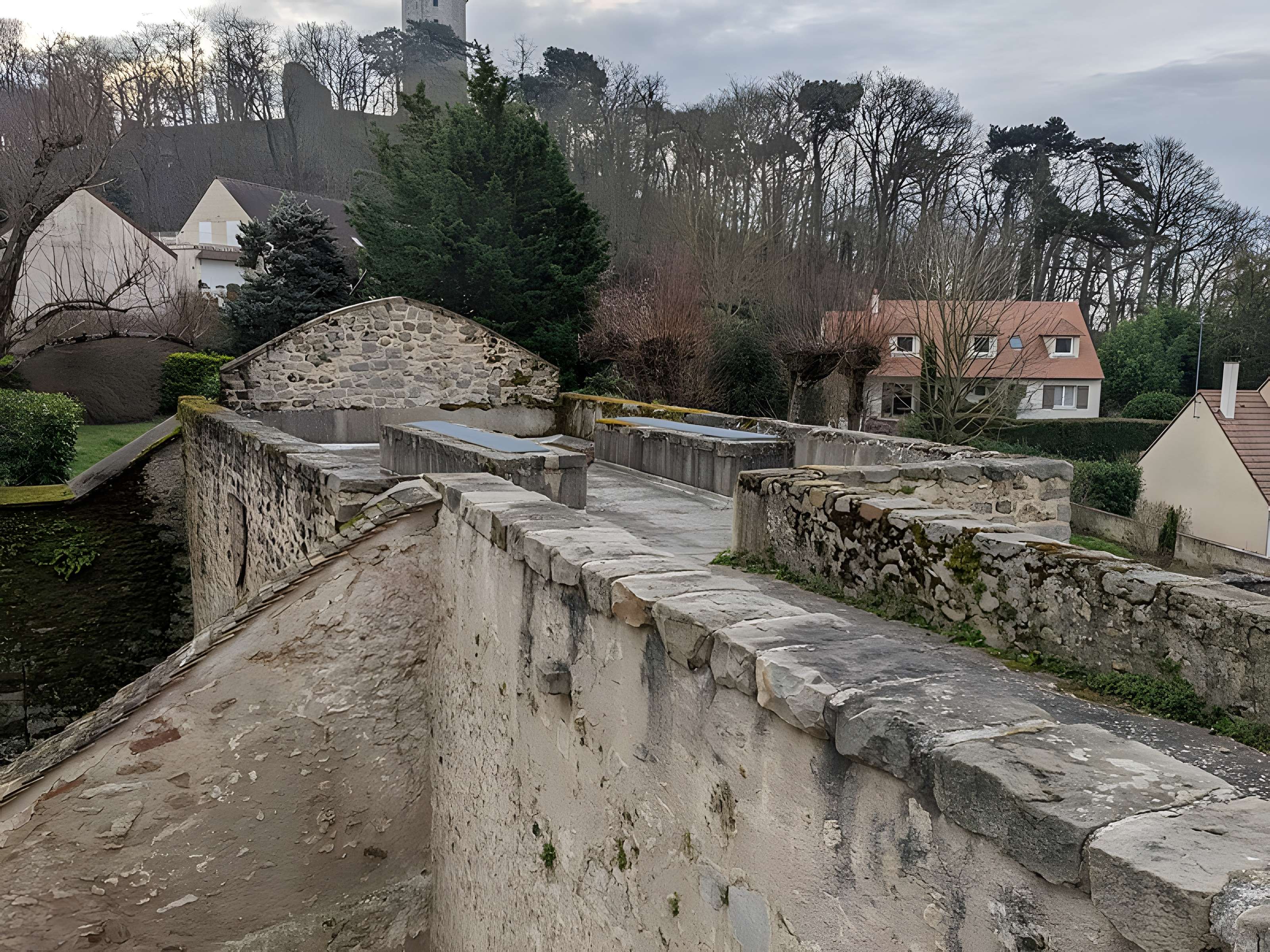 Porte Baudry à Montlhéry