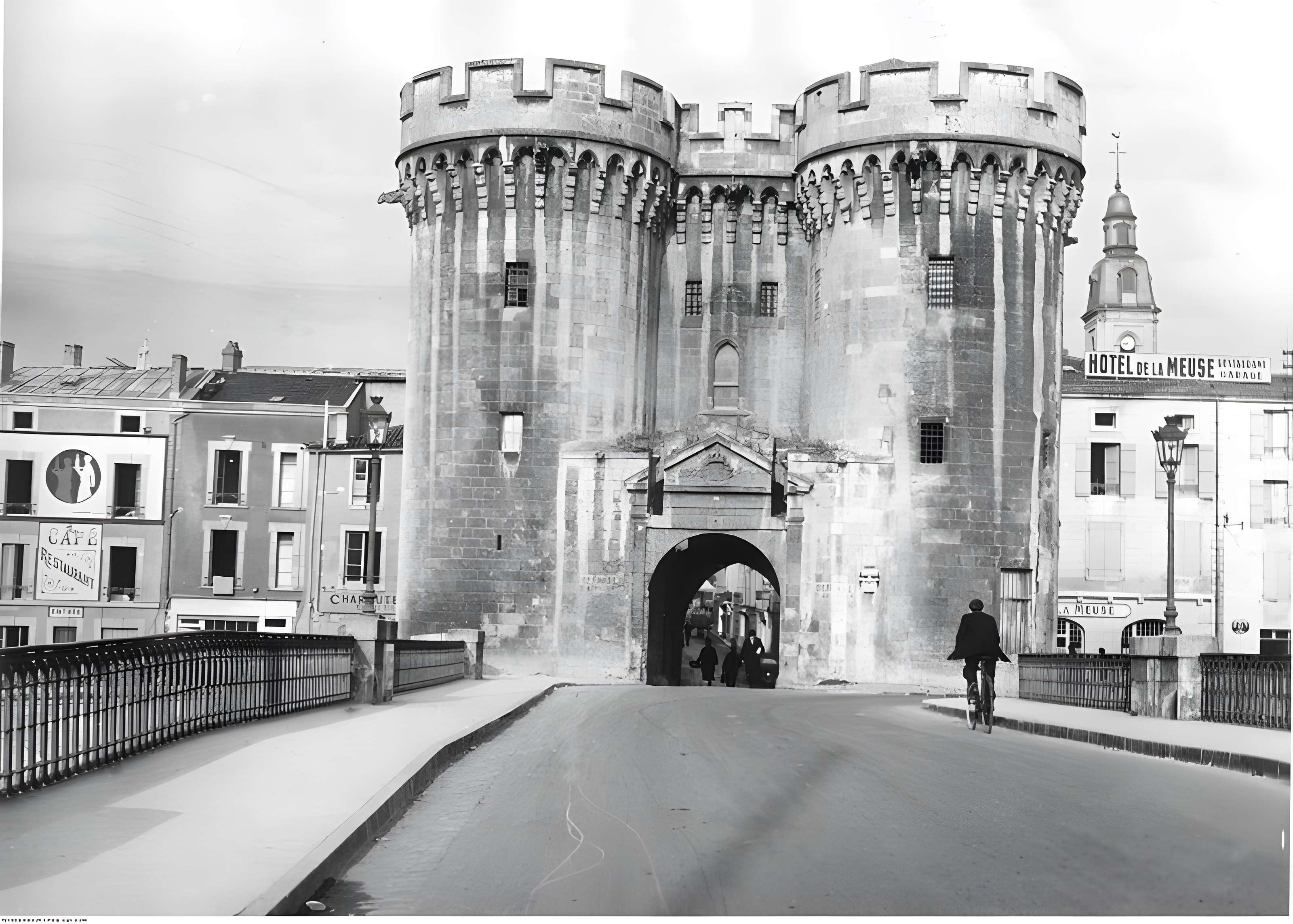 Porte Chaussée de Verdun