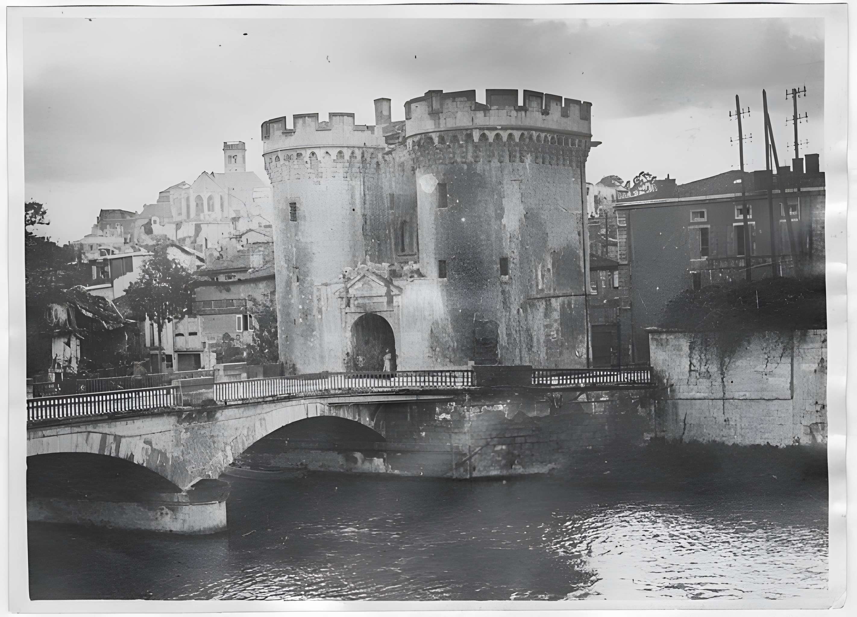 Porte Chaussée de Verdun