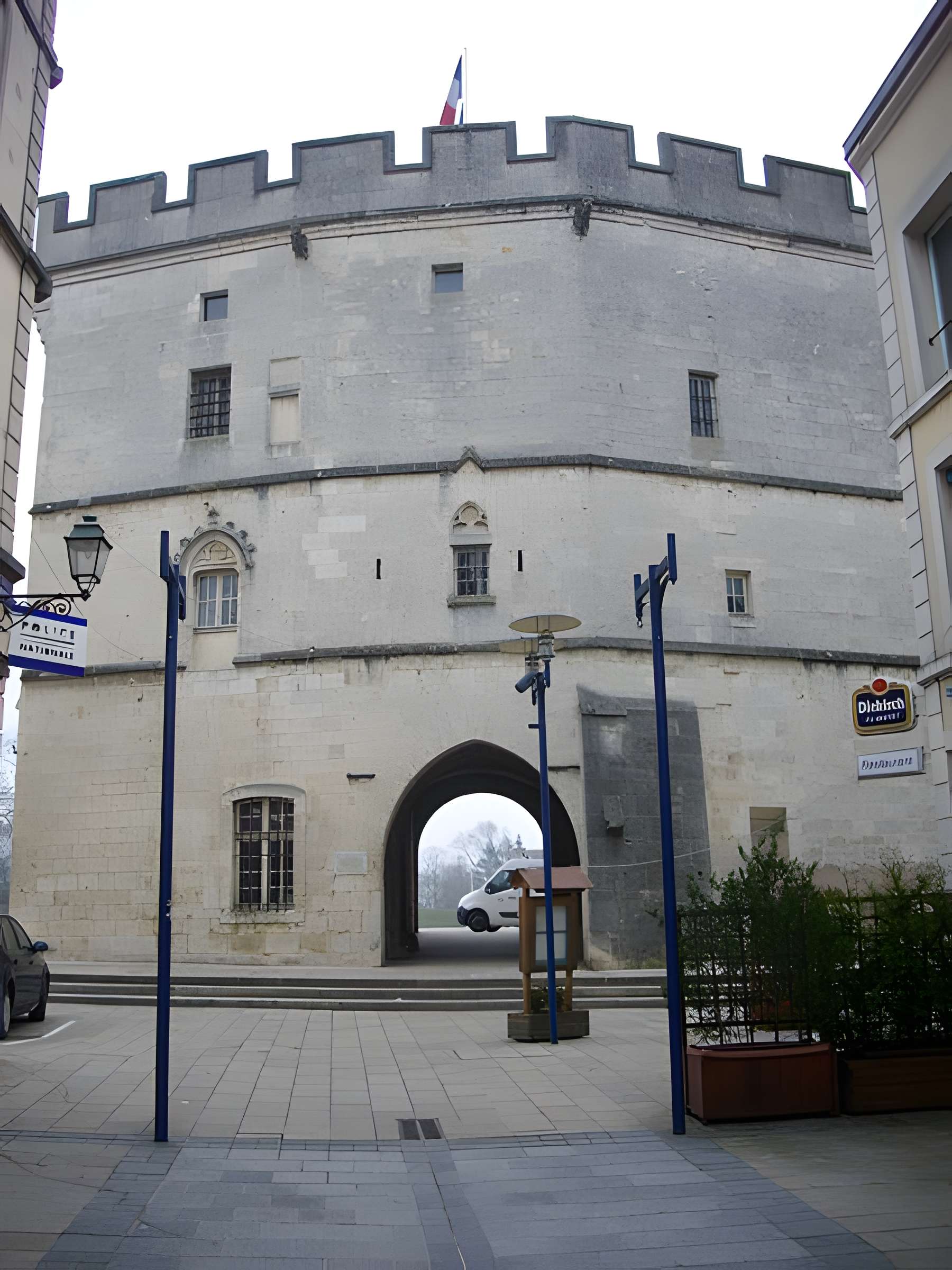 Porte Chaussée de Verdun