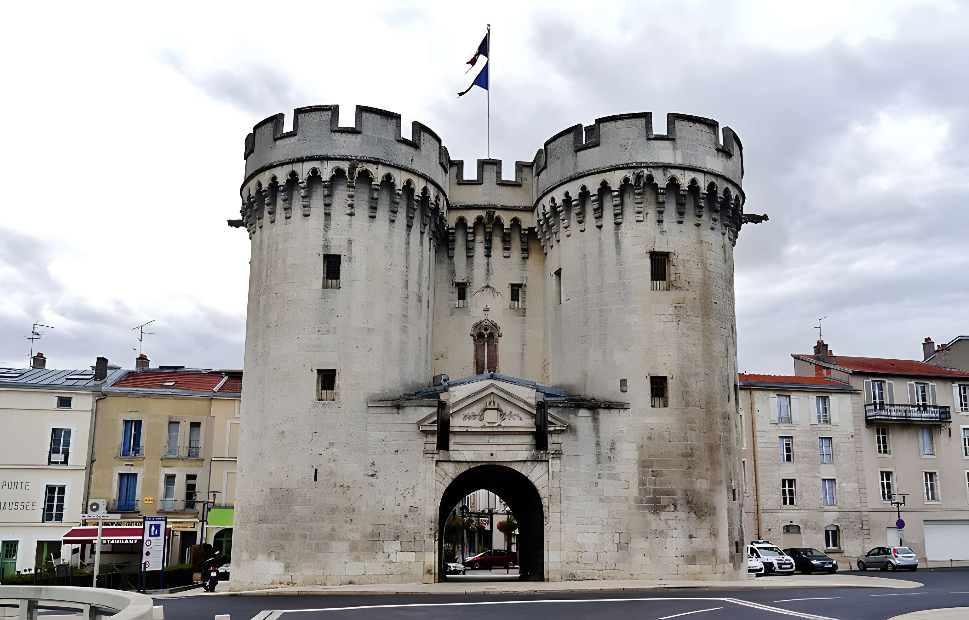 Porte Chaussée de Verdun