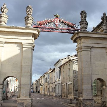 Porte Dauphine de Ligny-en-Barrois