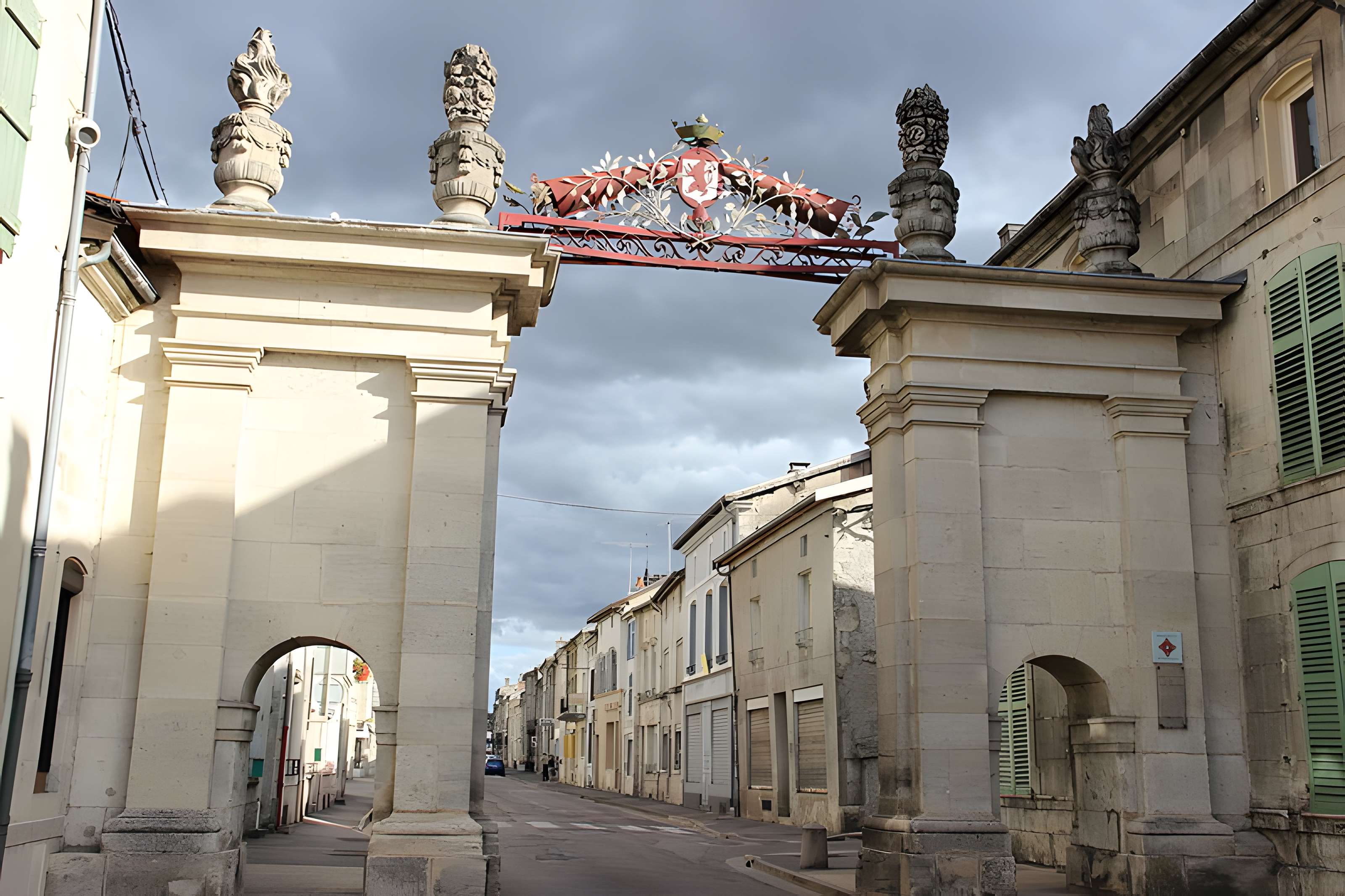 Porte Dauphine de Ligny-en-Barrois