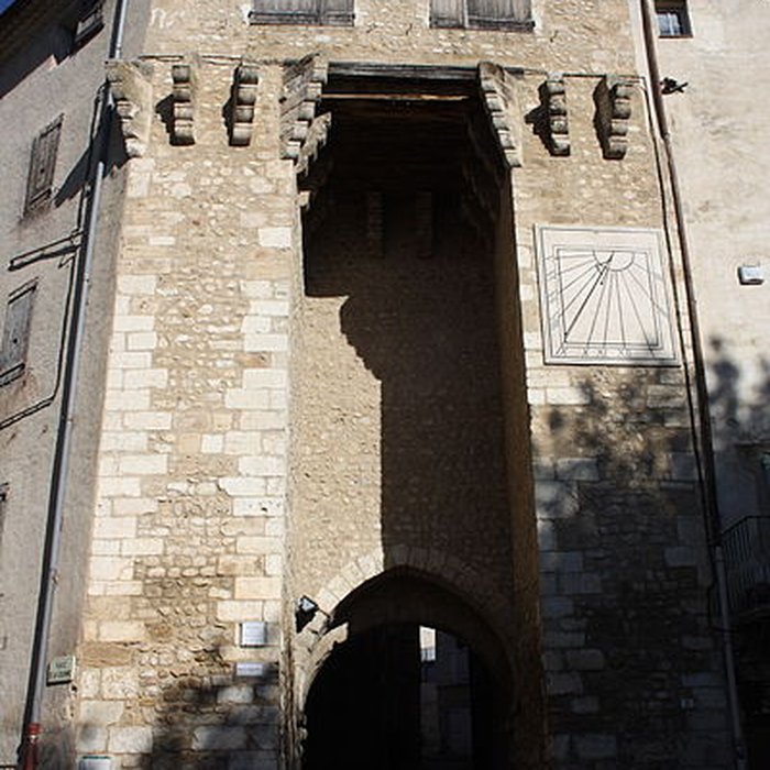 Photo de Porte dAyguières à Riez