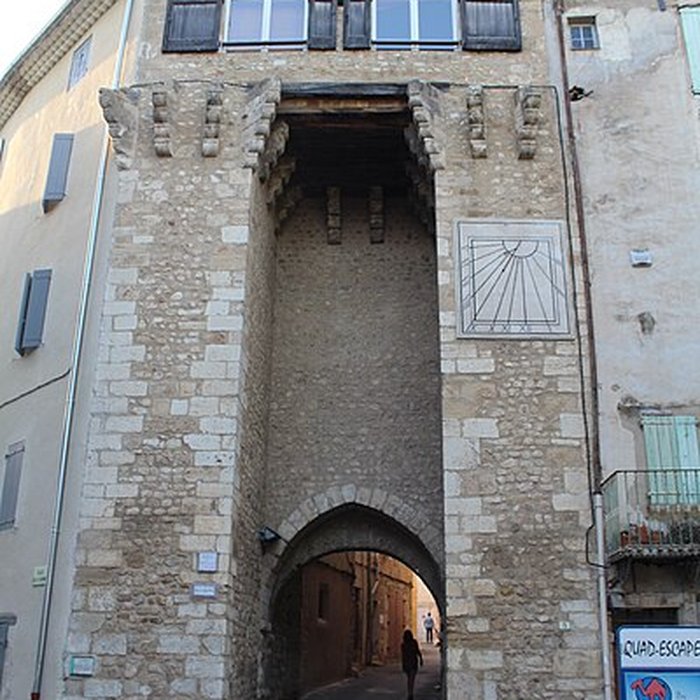 Photo de Porte dAyguières à Riez
