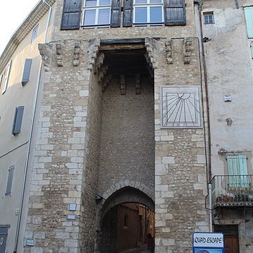 Porte dAyguières à Riez