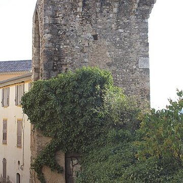 Porte dAyguières à Riez
