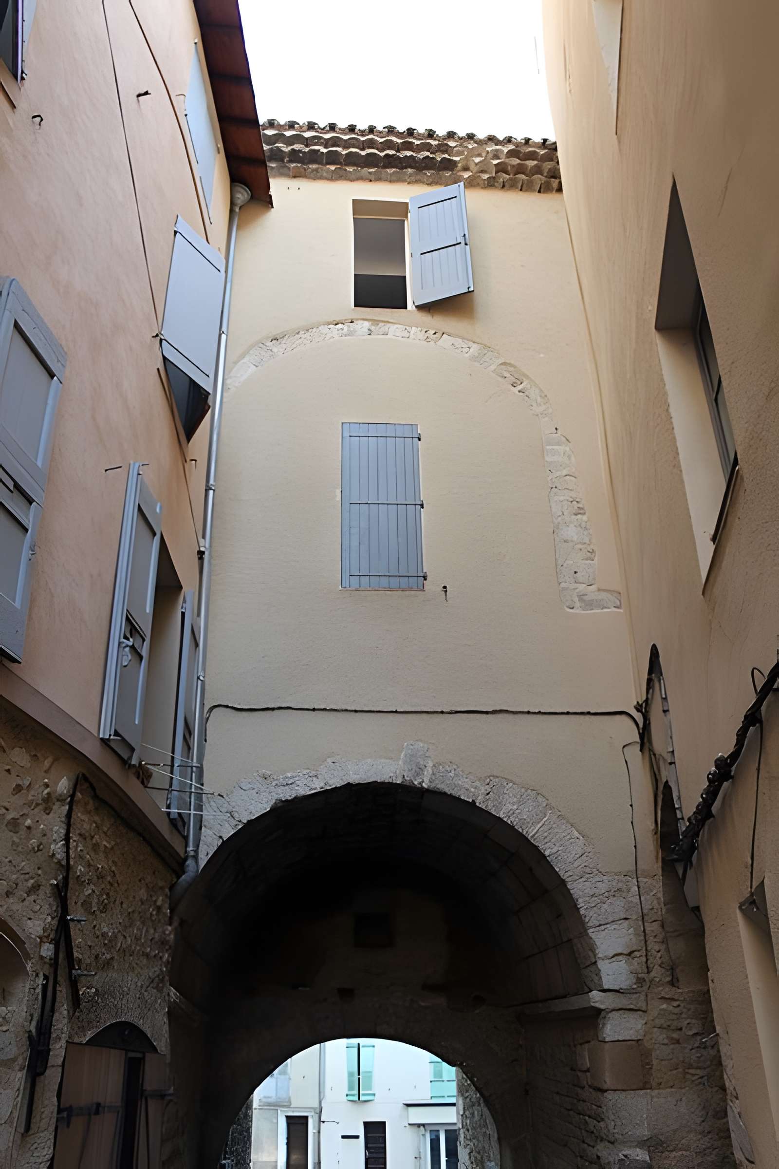 Porte d'Ayguières à Riez