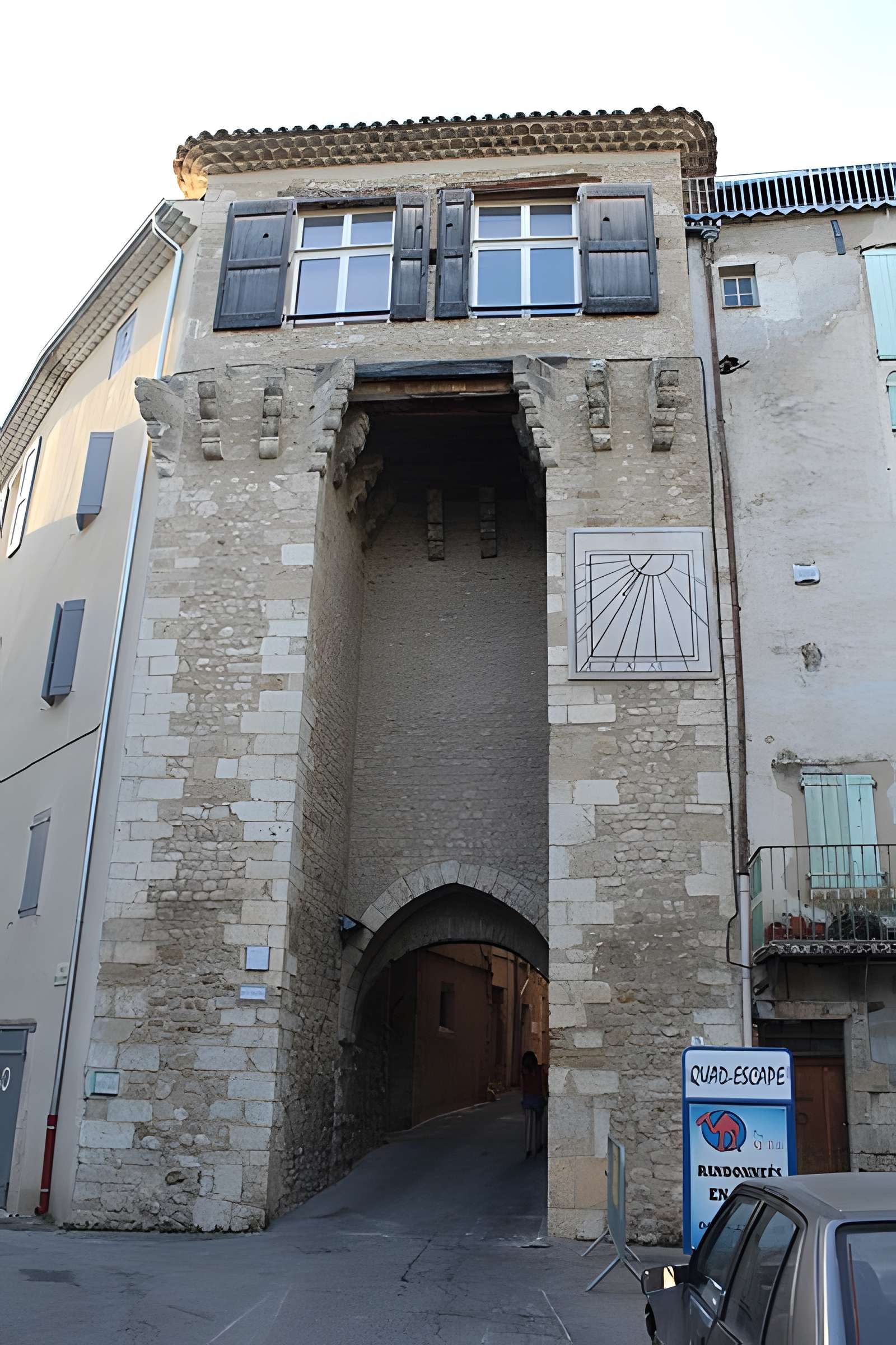 Porte d'Ayguières à Riez