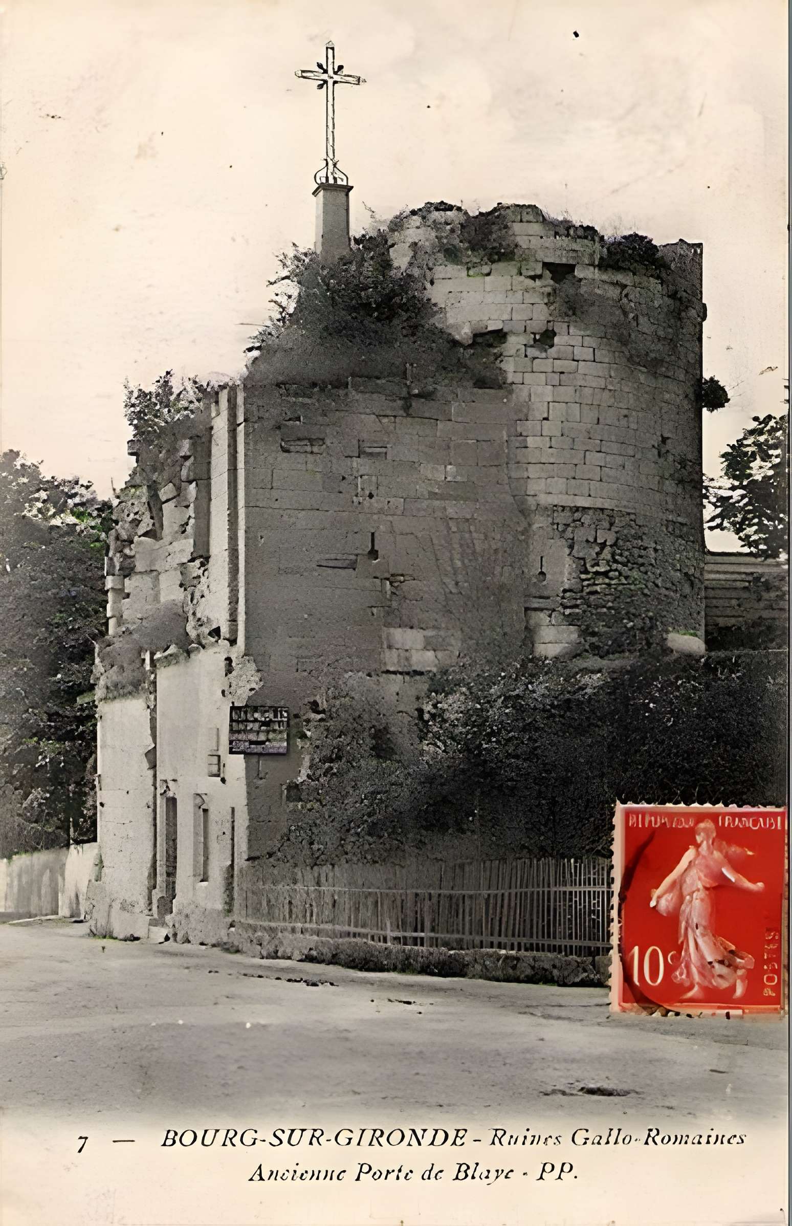 Porte de Blaye à Bourg