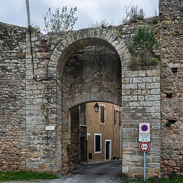 Photo de Porte de Cadène dAlet-les-Bains