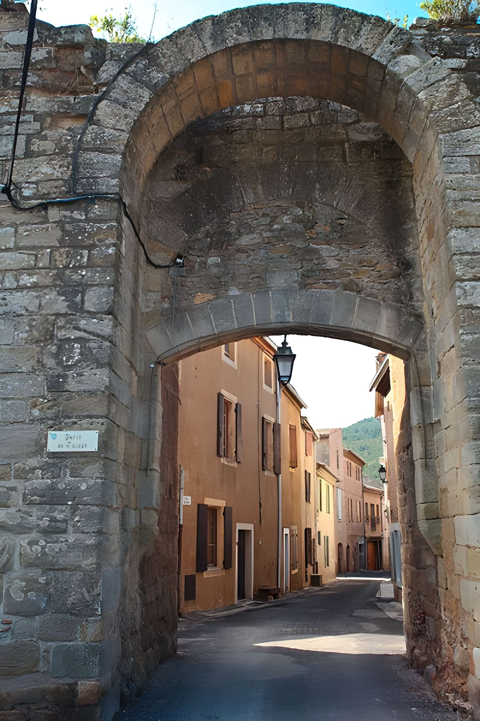 Porte de Cadène d'Alet-les-Bains 