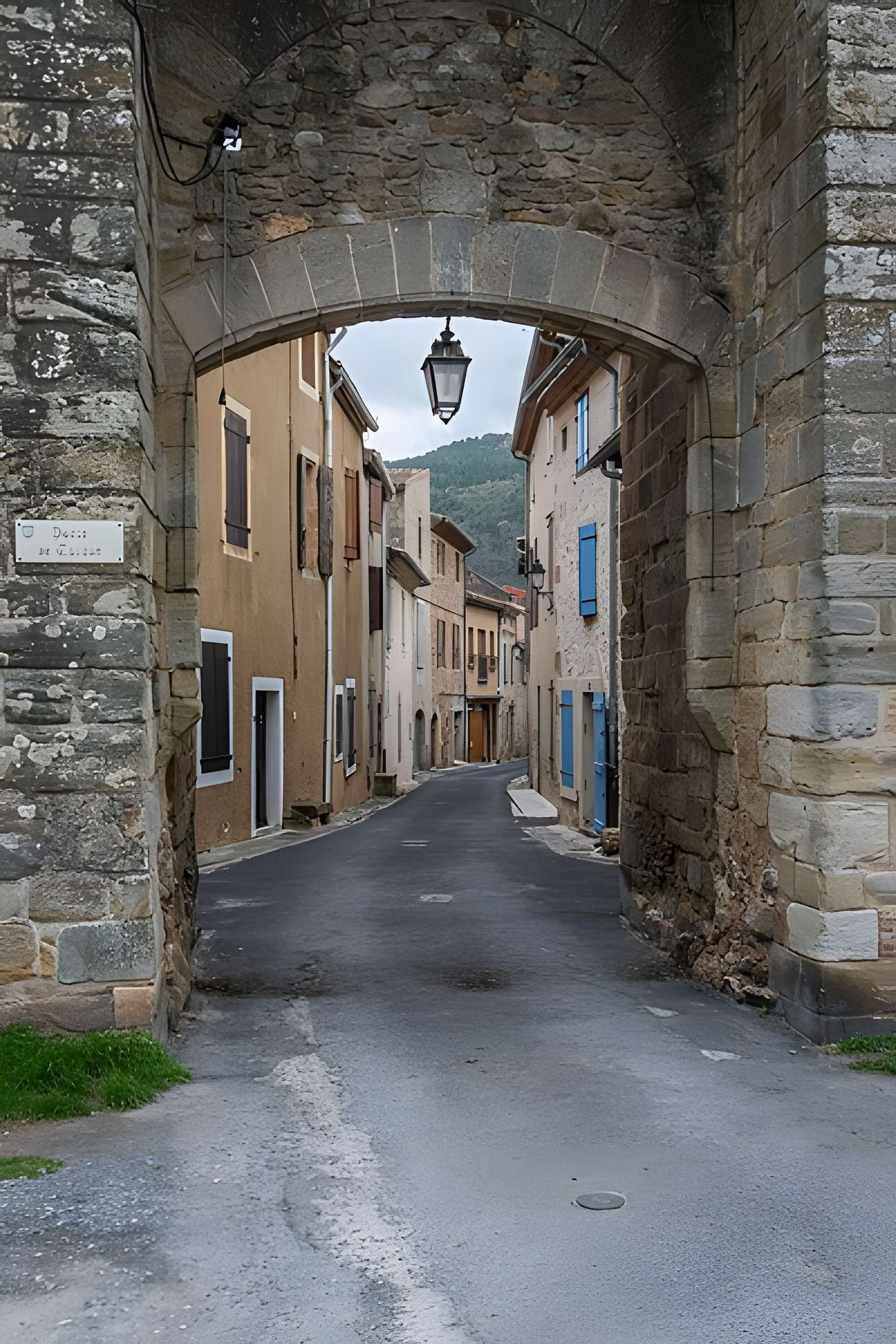 Porte de Cadène d'Alet-les-Bains