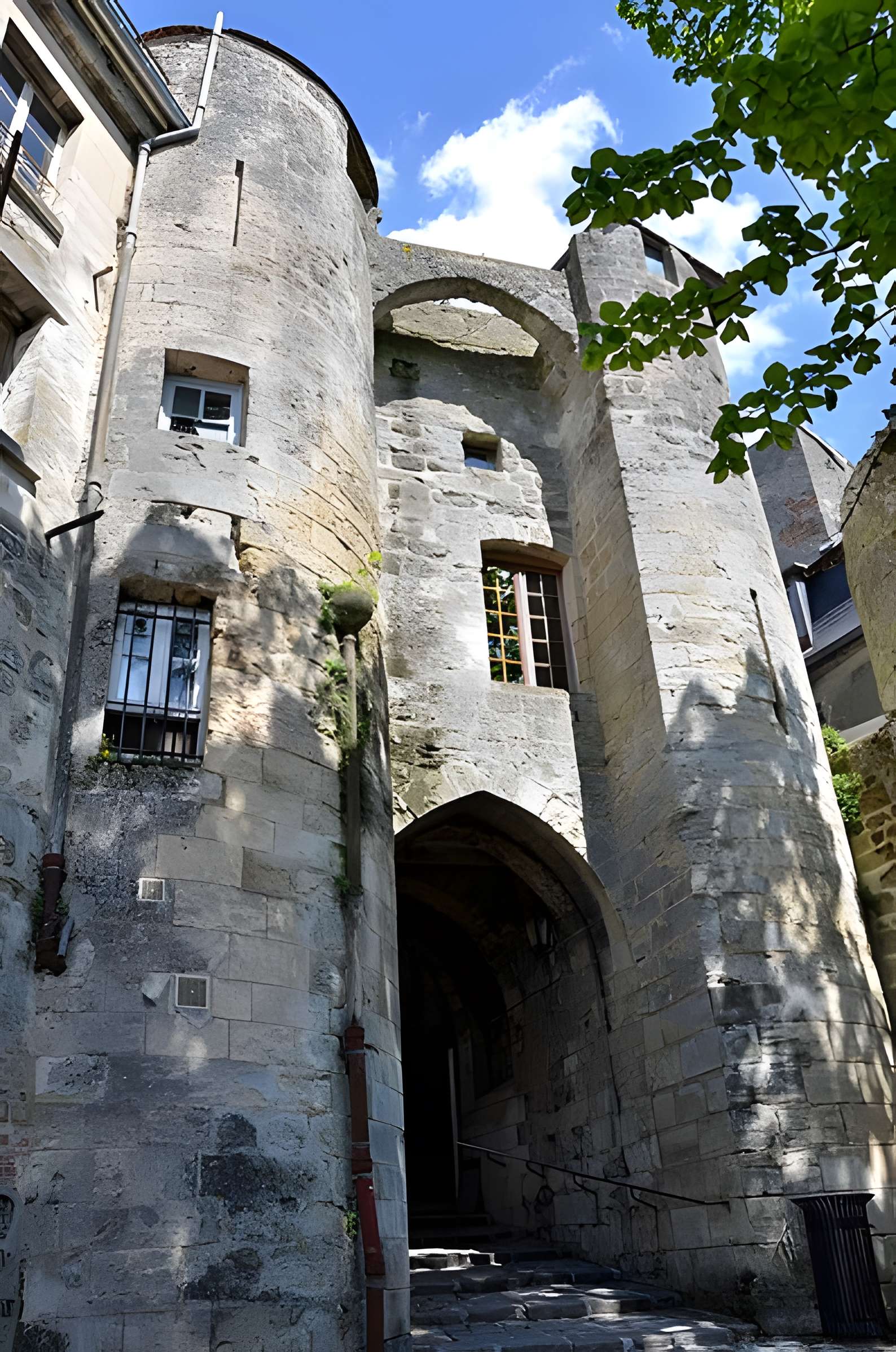 Porte de Chenizelles à Laon