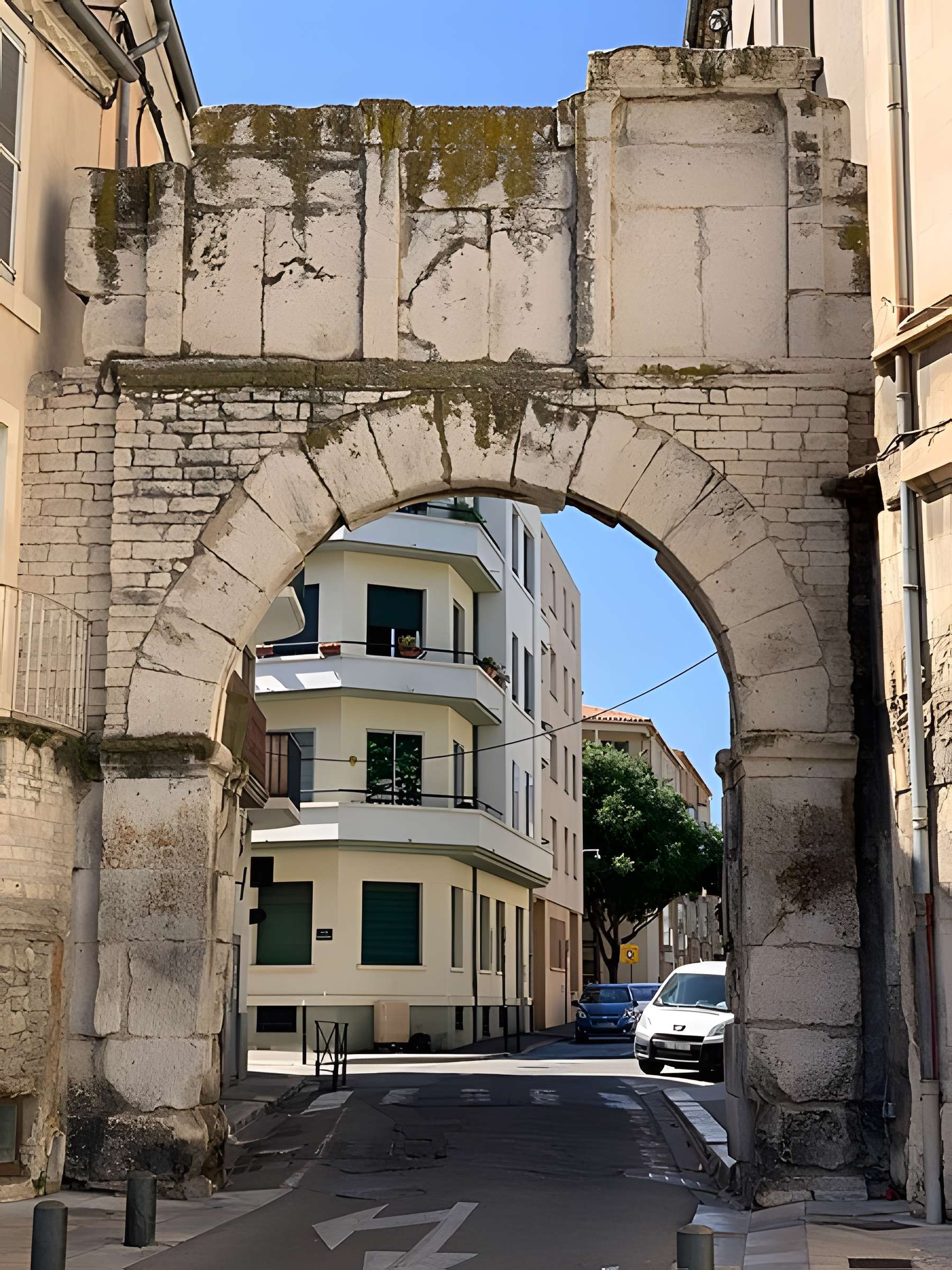 Porte d'Espagne dite de France